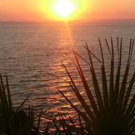 Deluxe * Sciacca